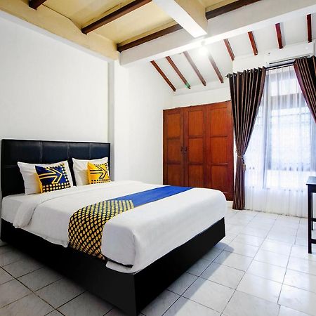 Spot On 2107 Ijo Pupus Syariah Residence Baturetno Экстерьер фото