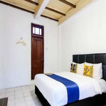 Spot On 2107 Ijo Pupus Syariah Residence Baturetno Экстерьер фото