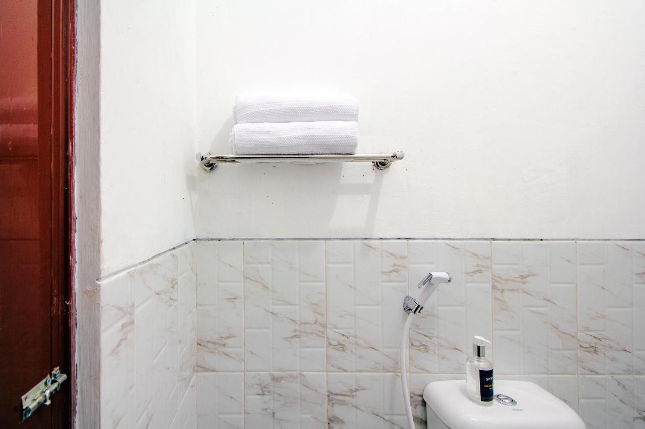 Spot On 2107 Ijo Pupus Syariah Residence Baturetno Экстерьер фото