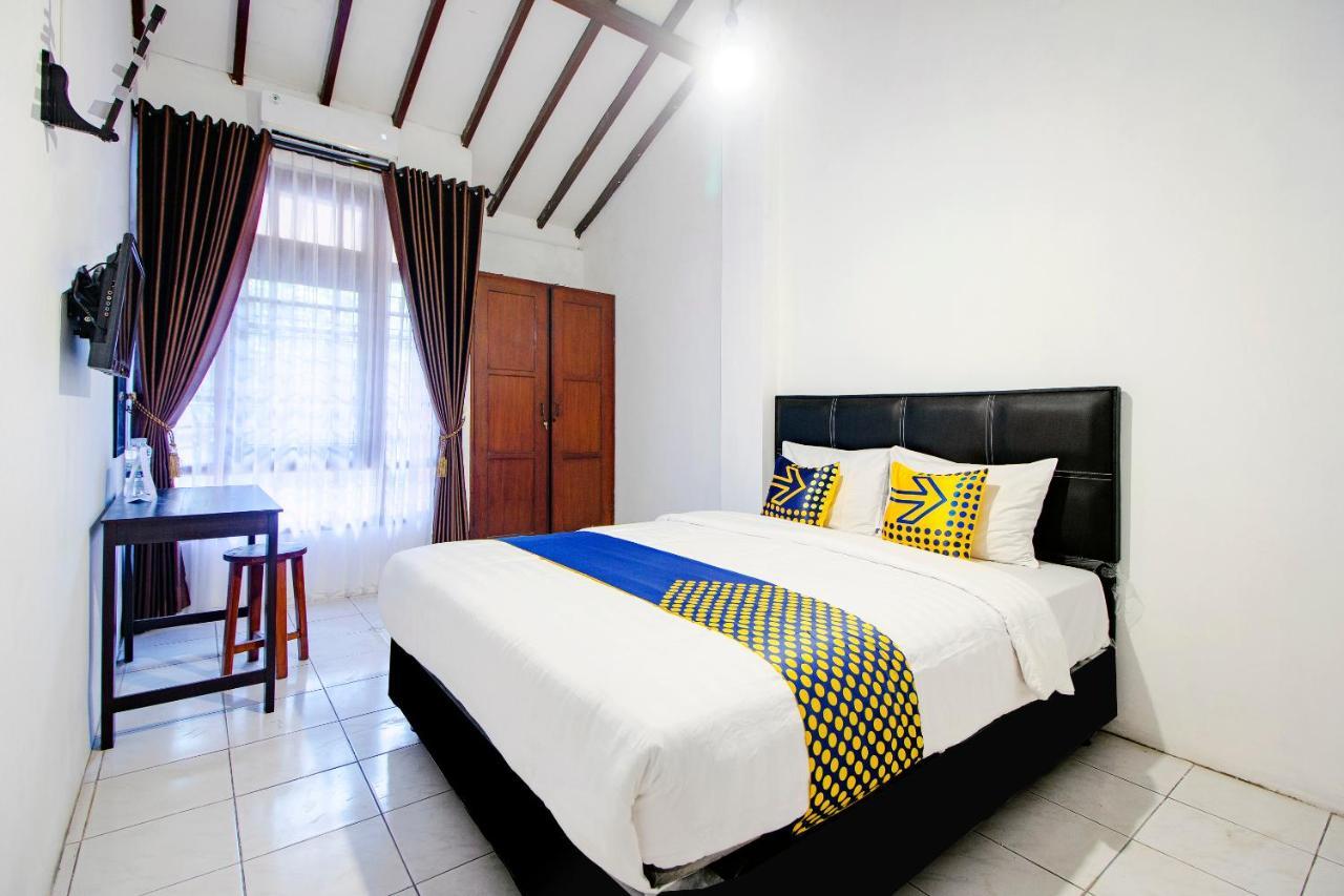 Spot On 2107 Ijo Pupus Syariah Residence Baturetno Экстерьер фото