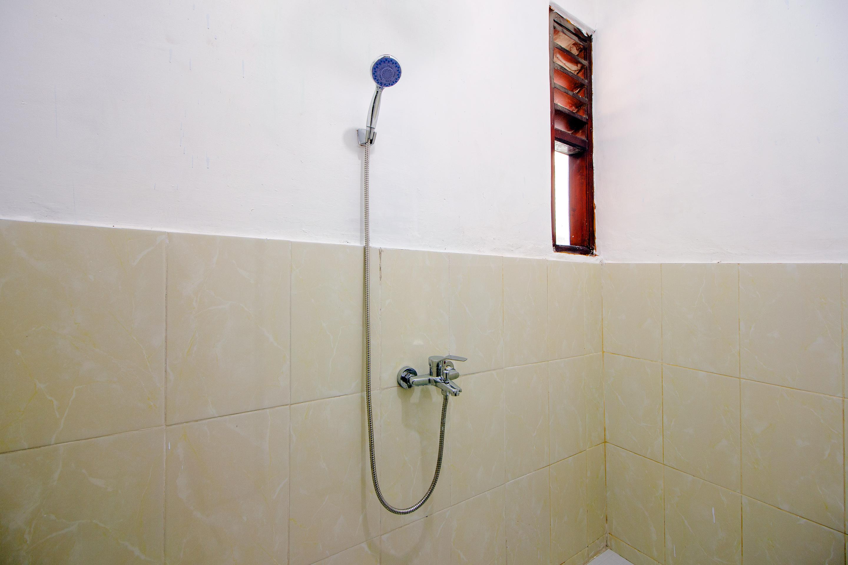 Spot On 2107 Ijo Pupus Syariah Residence Baturetno Экстерьер фото
