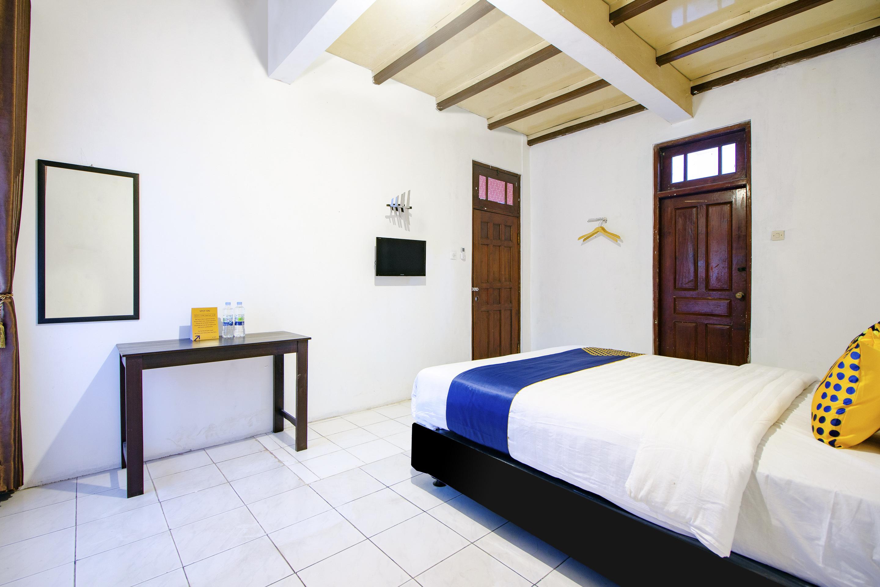 Spot On 2107 Ijo Pupus Syariah Residence Baturetno Экстерьер фото