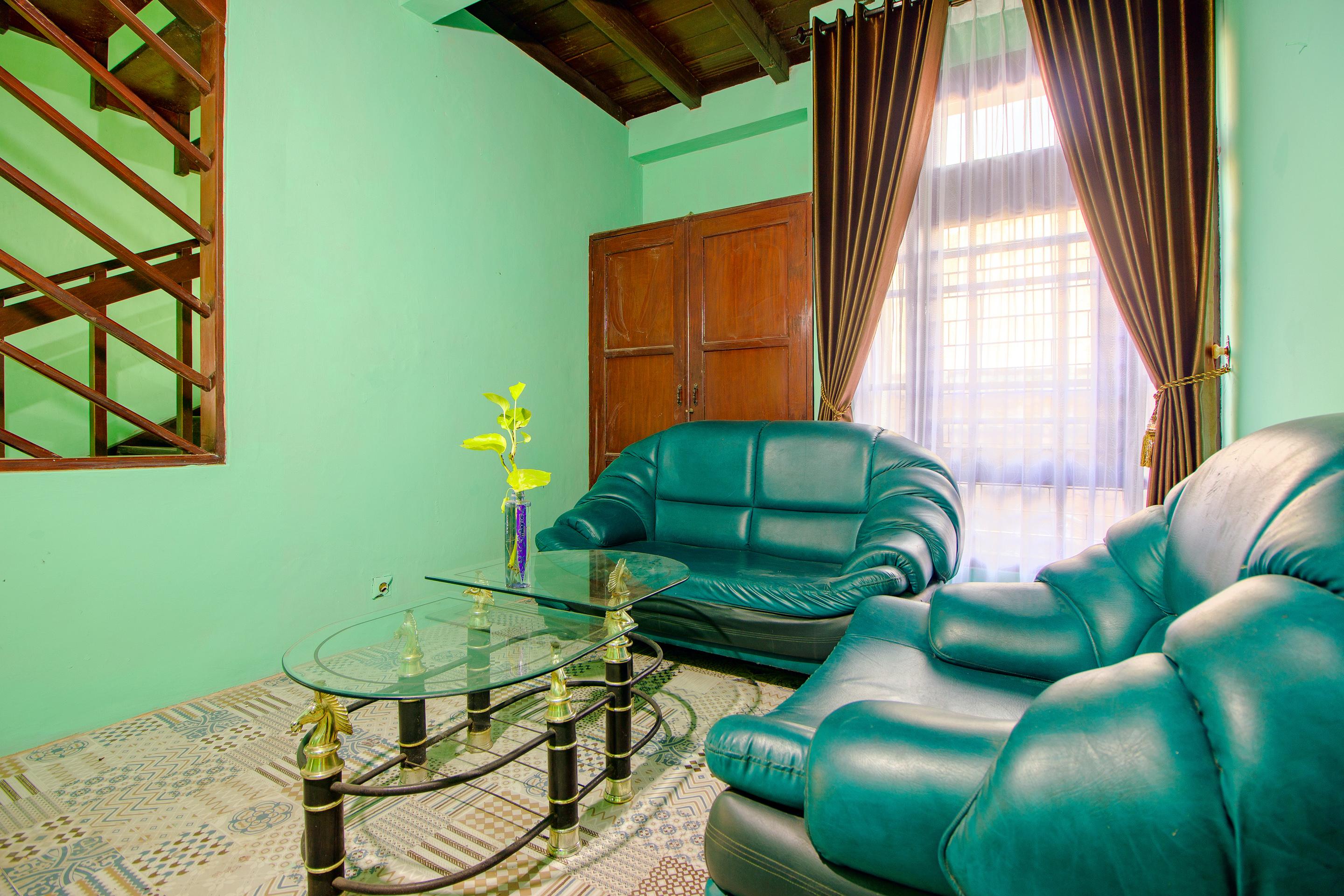 Spot On 2107 Ijo Pupus Syariah Residence Baturetno Экстерьер фото
