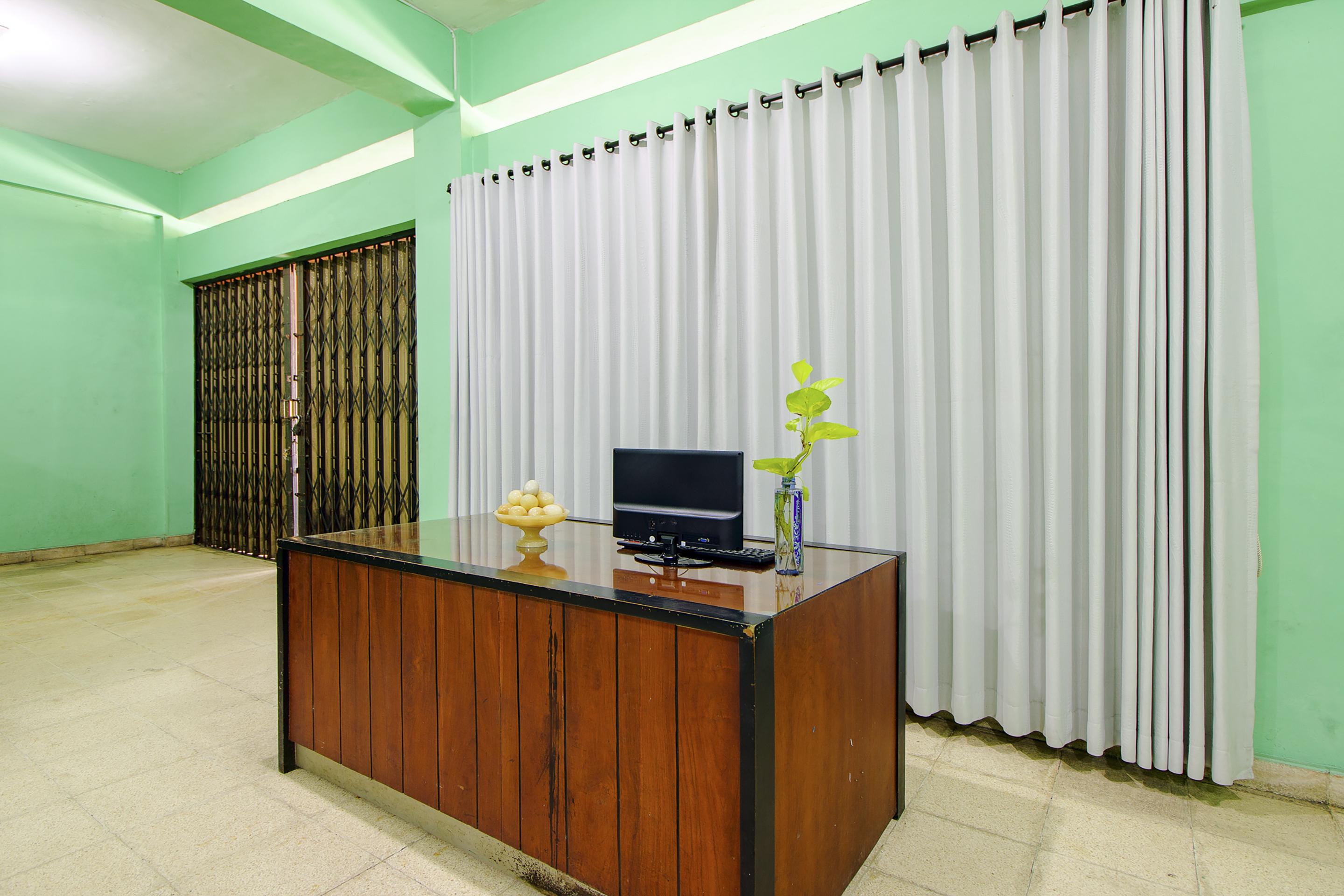 Spot On 2107 Ijo Pupus Syariah Residence Baturetno Экстерьер фото